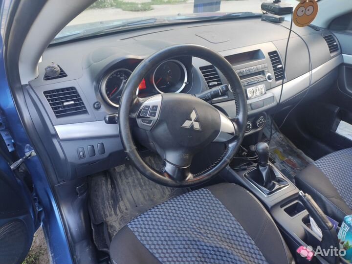 Mitsubishi Lancer 1.5 МТ, 2010, 125 000 км