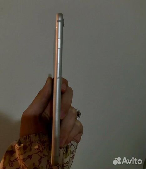 iPhone 8 Plus, 64 ГБ