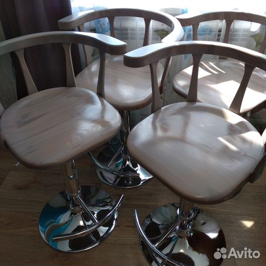 Стул барный из бука