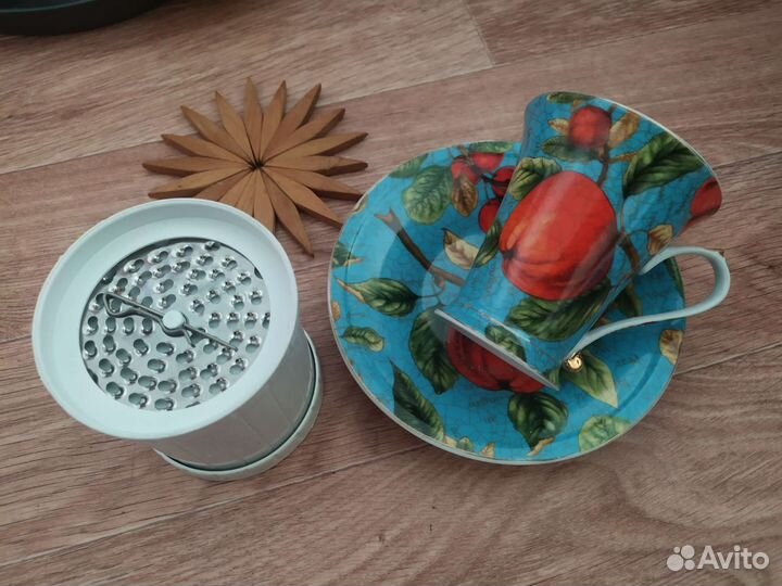 Товары для дома(вазы, сковородки,статуэтки,посуда)