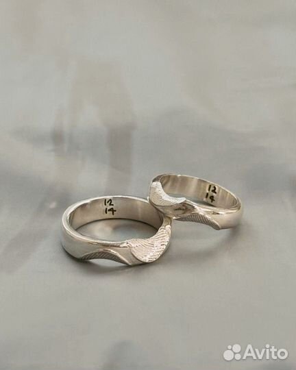Серебряное кольцо