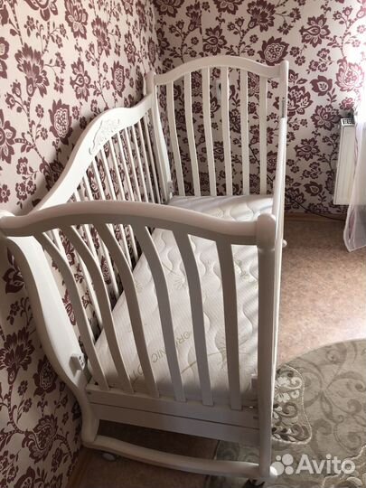 Детская кроватка