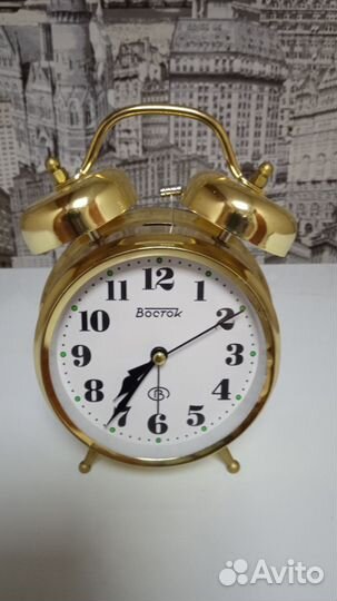 Часы-будильник