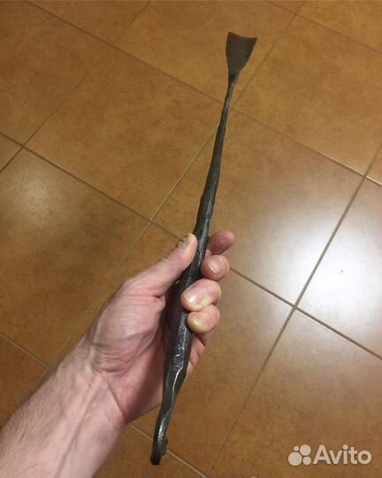 Кованая ложка для обуви