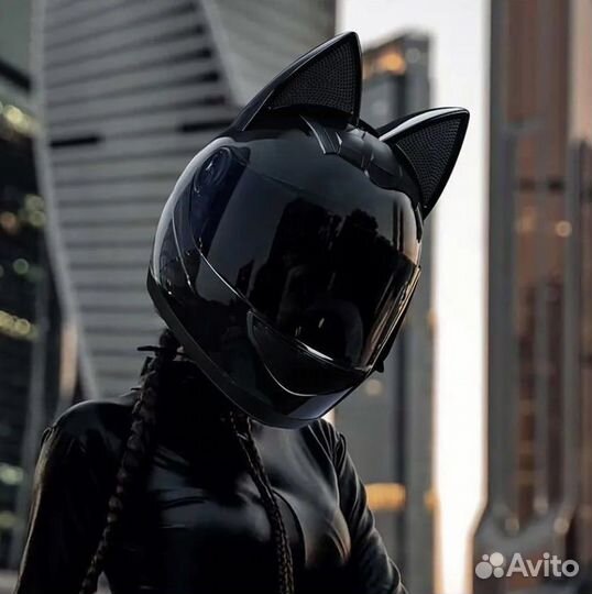 Мотошлем с ушками женский