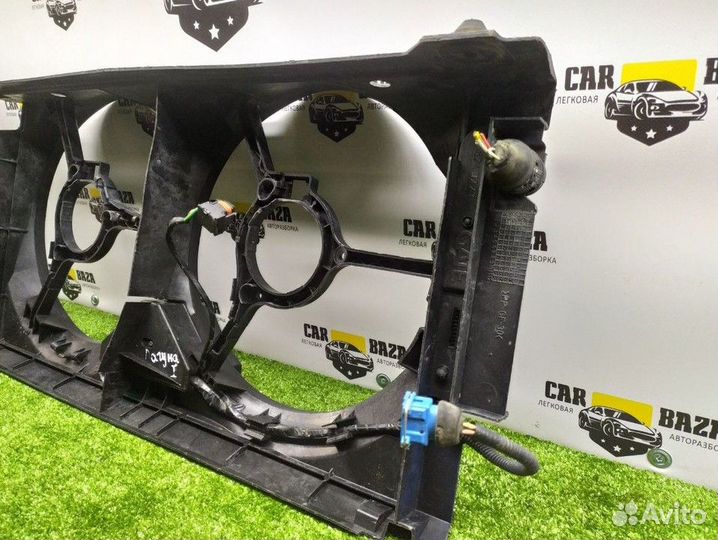 Диффузор вентилятора Renault Laguna