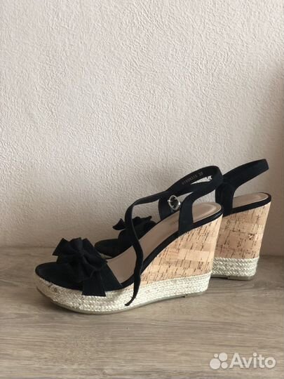 Женские вещи в отличном состоянии