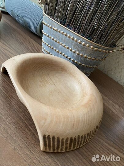 Конфетница из натурального дерева