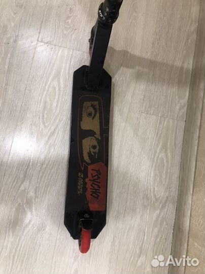 Трюковой самокат