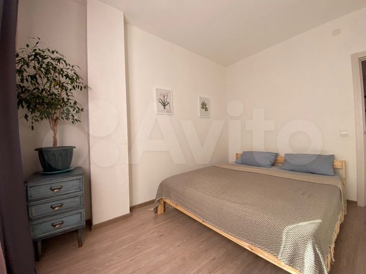 2-к. квартира, 60 м², 2/17 эт.