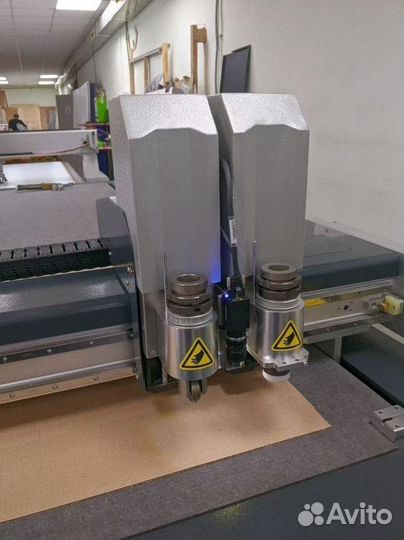 Планшетный режущий плоттер T-CUT DC 3020