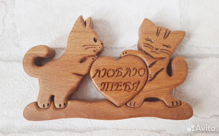 Статуэтка:Кот и кошка с сердечком