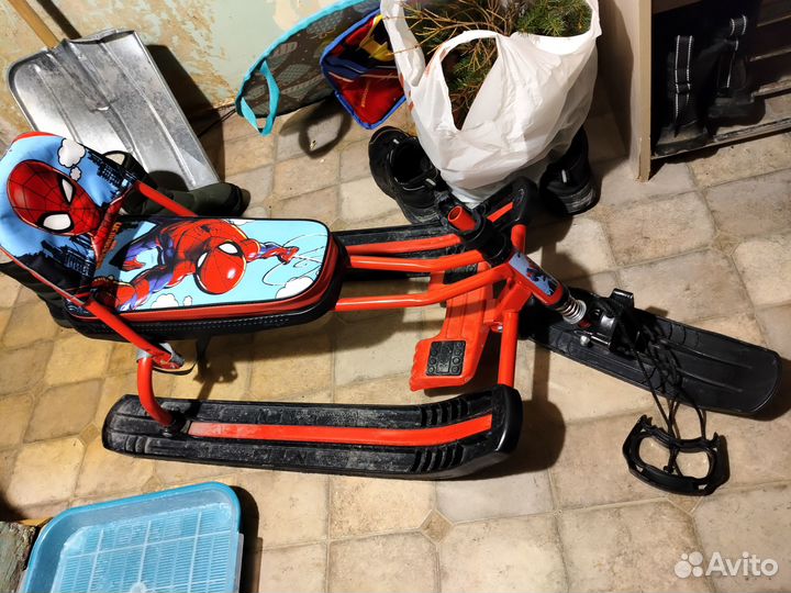 Детский снегокат бу