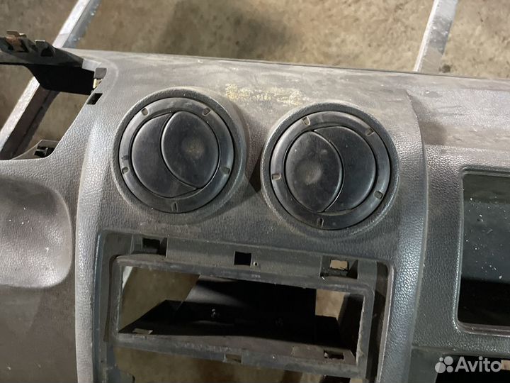 Торпедо renault logan 2006 LS0G