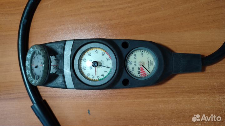 Консоль Suunto 3-х приборная