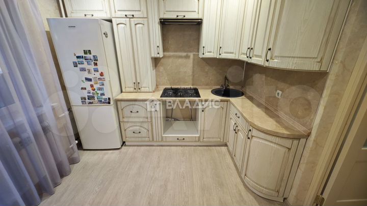 2-к. квартира, 55 м², 2/5 эт.