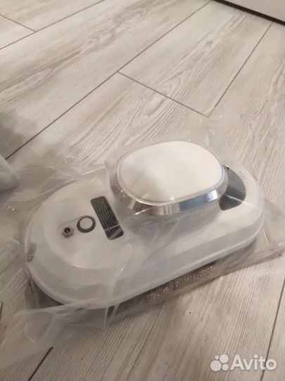 Робот мойщик окон