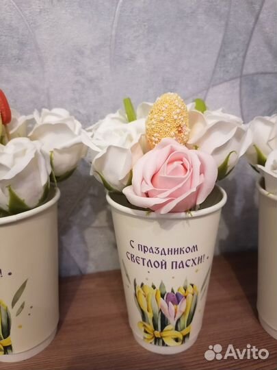 Композиции из мыльных розочек с декорациями