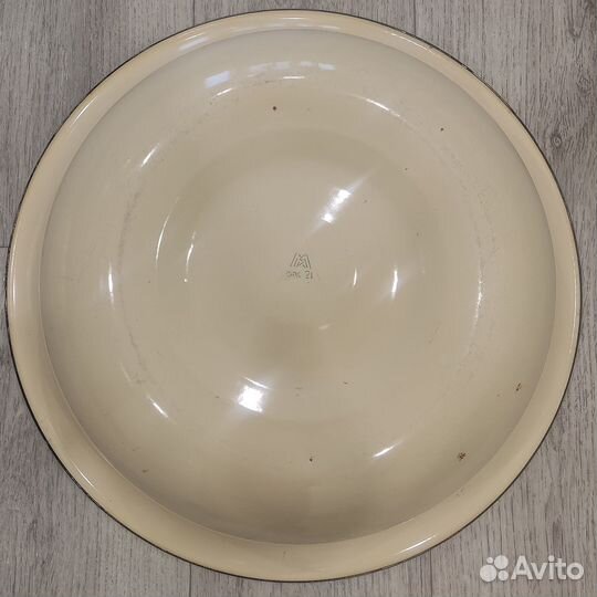 Тазы железные эмалированные СССР