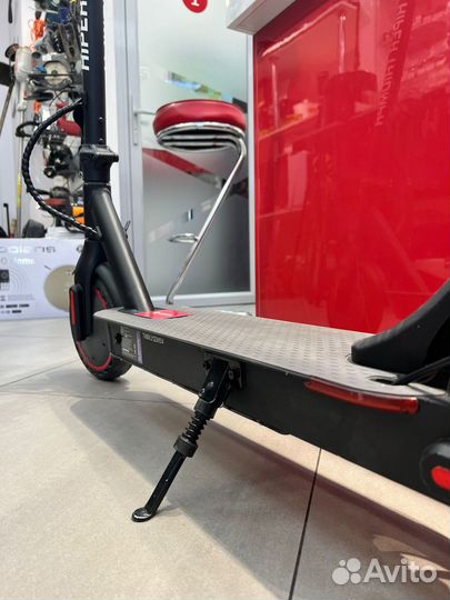 Самокат, Hiper Triumph M8