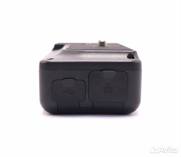 Беспроводной передатчик файлов Nikon WT-7B в упаковке