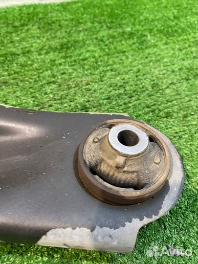 Рычаг(7) передний левый Nissan Juke YF15 HR15 2012