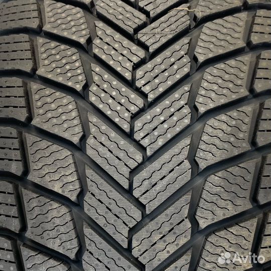Michelin X-Ice Snow 235/65 R18 110T