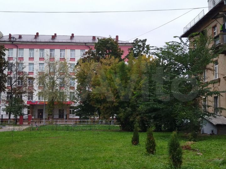 Комната 13 м² в 3-к., 1/3 эт.