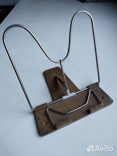 Подставка для книг