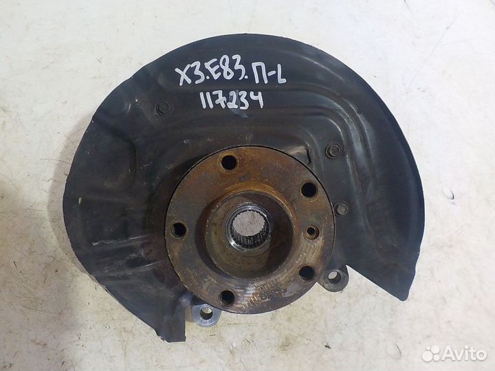 Кулак поворотный передний левый BMW X3 E83