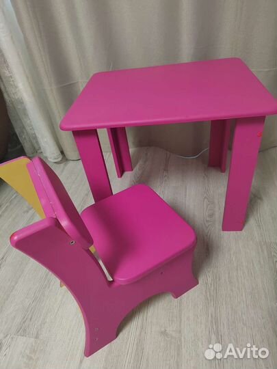 Детский стол и стул