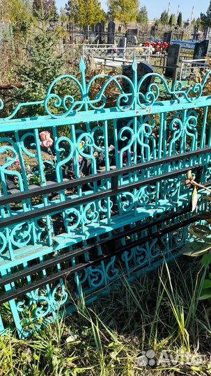 Кованная оградка на одну могилу