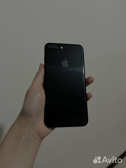 Телефон iPhone 7 plus 128 gb