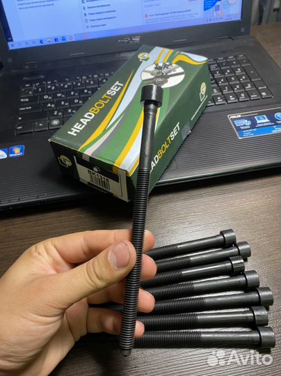 Комплект болтов гбц Audi A4