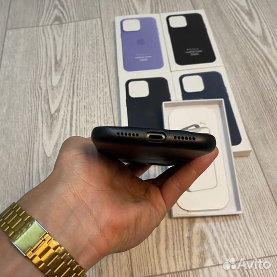 Кожаный чехол iPhone 11 leather case MagSafe