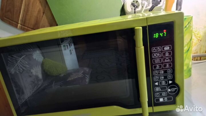Микроволновая печь бу в рабочем состоянии