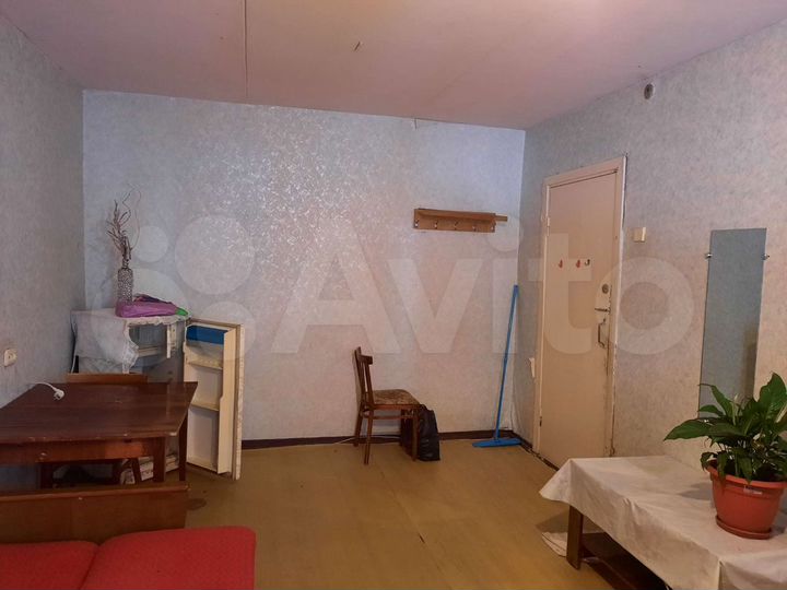 Комната 18 м² в 1-к., 1/5 эт.