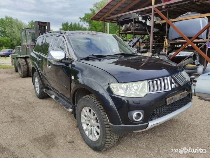 Двигатель Mitsubishi Pajero Sport 2 4D56 2012