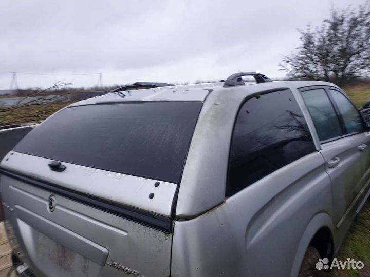 Кунг Ssang Yong Actyon Sports