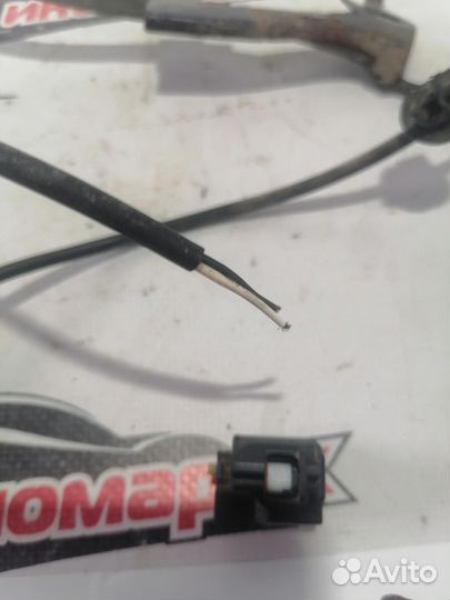 Датчик ABS передний левый Toyota Camry GSV50 2011