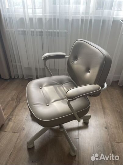 Компьютерное кресло IKEA алефьелль