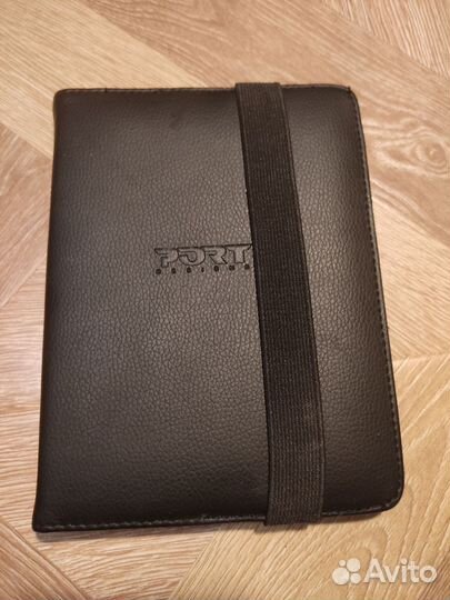 Универсальный чехол на электронную книгу 6'