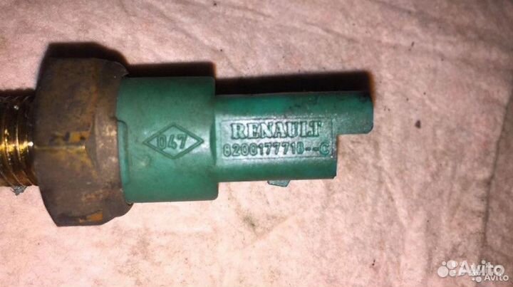 Датчик заднего хода LADA, Renault, TL8