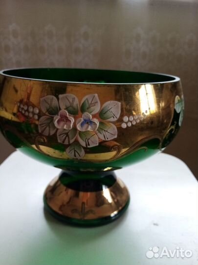 Ваза для фруктов на ножке цветное стекло СССР