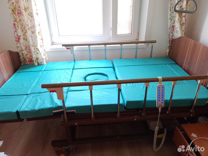 Кровать медицинская электрическая Met Eva с полным