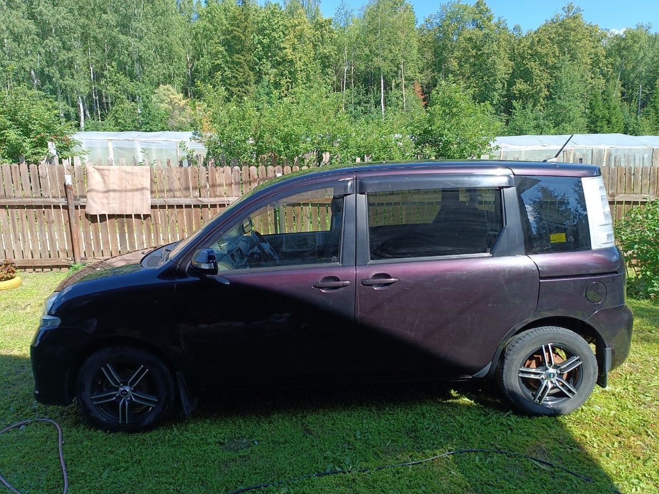 Toyota Sienta: фото владельца