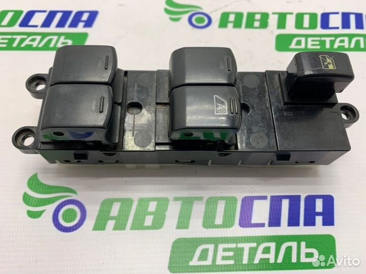 Блок управления стеклоподъёмниками передний правый