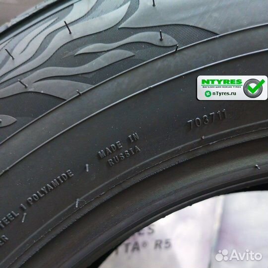 Ikon Tyres Autograph Aqua 3 SUV 215/70 R16 100H