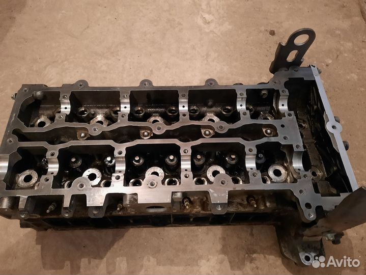 Головка Мерседес OM651 2.1CDI