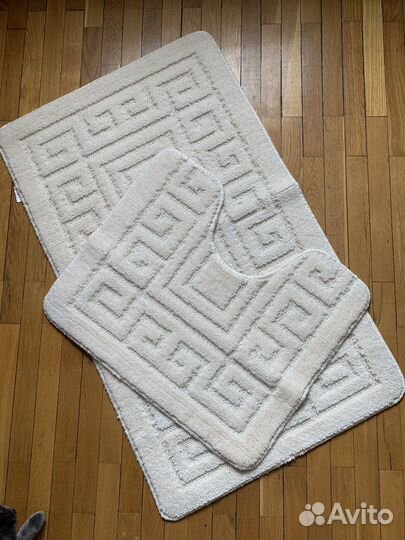 Коврик для ванной и туалета